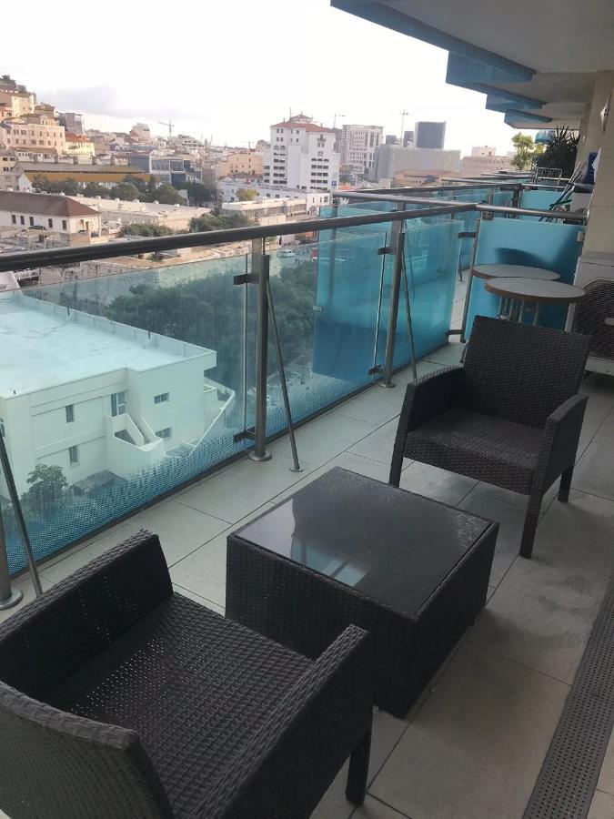 Swimming Pools Apartment In Ocean Village - 2 Bed 2 Bath Rock View Gibraltar Exteriér fotografie