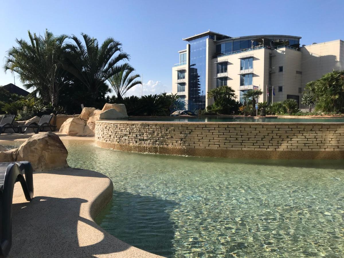 Swimming Pools Apartment In Ocean Village - 2 Bed 2 Bath Rock View Gibraltar Exteriér fotografie