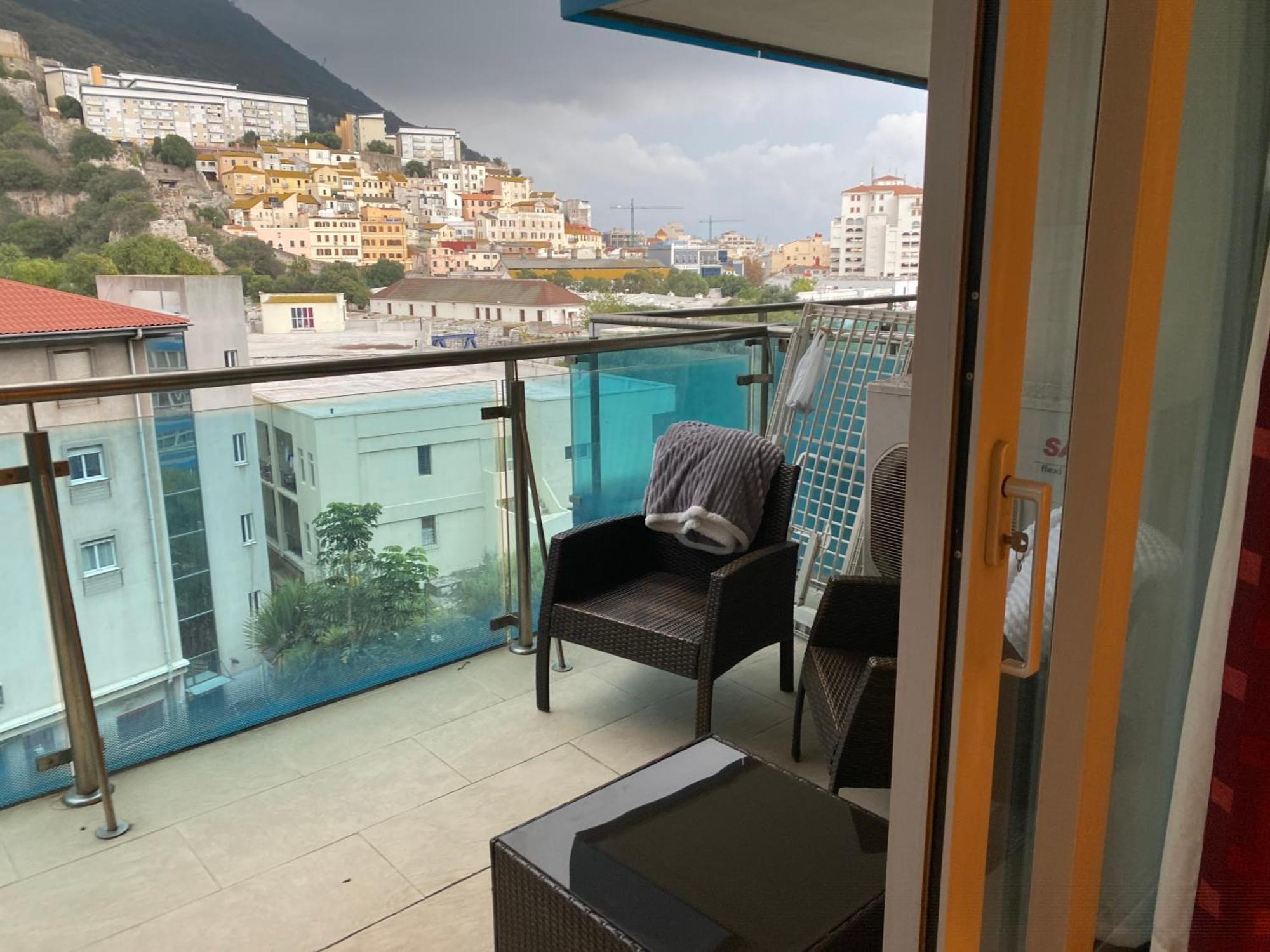 Swimming Pools Apartment In Ocean Village - 2 Bed 2 Bath Rock View Gibraltar Exteriér fotografie